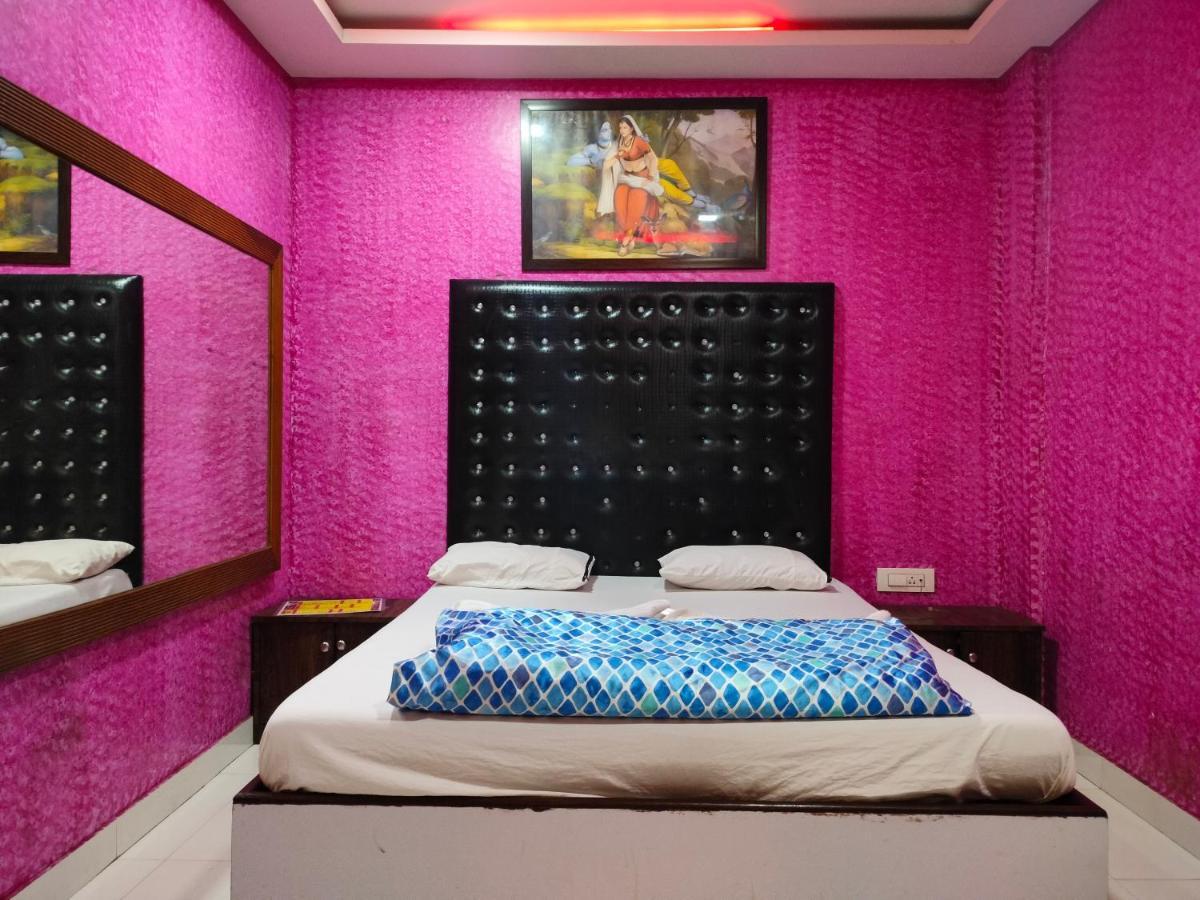 Spring Resort & Lodging Mumbai Exterior photo